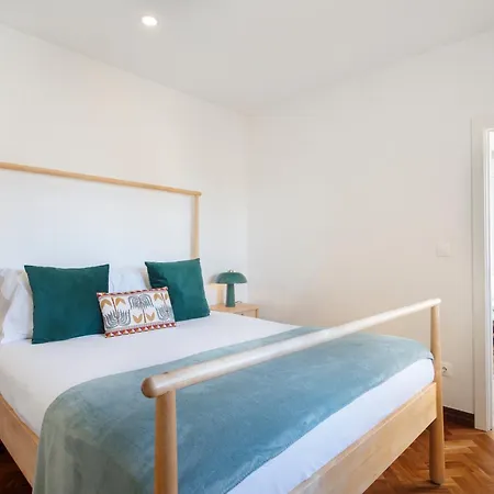 Margarita's Day In - By Misha's Place 2c Apartment *